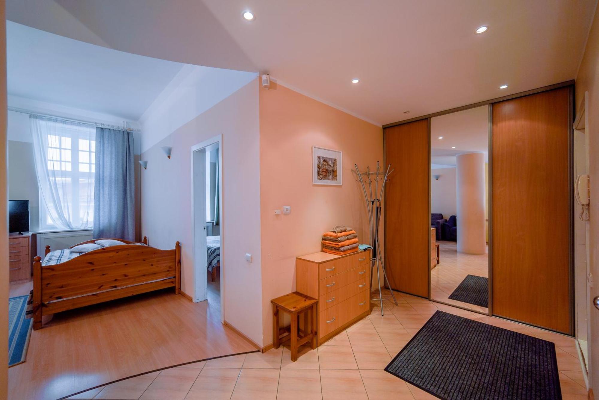 Romeo Family Apartments Talin Exterior foto
